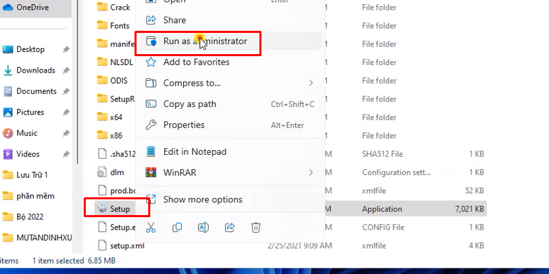 chuột phải file setup và chọn Run as admin